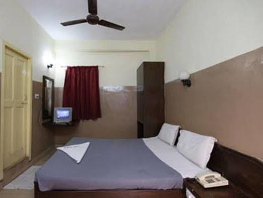 Hotel Melody Chennai Extérieur photo